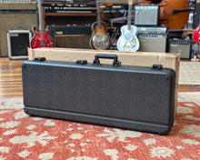 Load image into Gallery viewer, Paul Reed Smith Multifit D2 Moulded Hard Case

