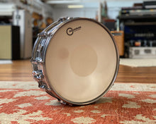 Load image into Gallery viewer, Pearl 10 Lug Snare - Made in Japan - 14x5.5
