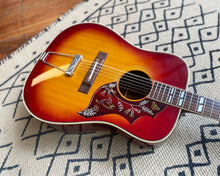 Load image into Gallery viewer, Pearl 12-String Hummingbird
