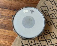 Load image into Gallery viewer, Pearl Chad Smith Signature Snare 14x5&quot;
