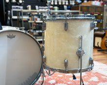 Load image into Gallery viewer, Pearl '60s President Drum Set
