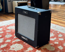 Load image into Gallery viewer, Peavey Delta Blues 210 30 Watt 2x10&quot; Tube Combo with Spring Reverb
