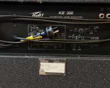 Load image into Gallery viewer, Peavey KB 300 300 Watt 1x15&quot; Keyboard Amplification System

