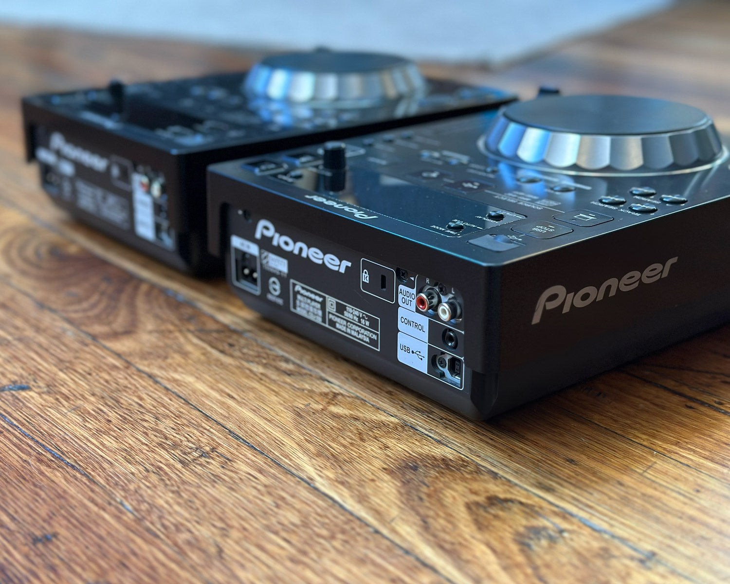 Pioneer CDJ-350 Pair – Found Sound