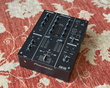 Load image into Gallery viewer, Pioneer DJM-350 with Road Case
