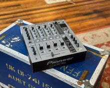 Load image into Gallery viewer, Pioneer DJM-700
