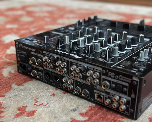 Pioneer DJM 900NXS Nexus 4-Channel Club Digital Mixer