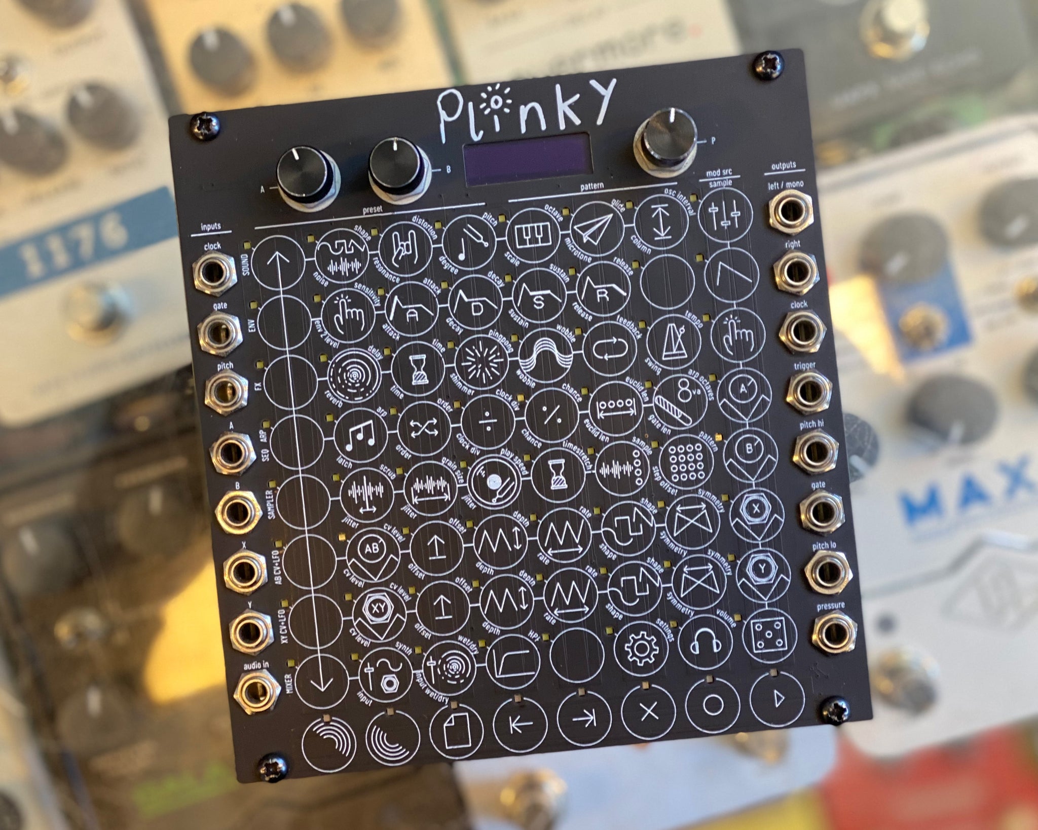 Plinky synth V3 高機能シンセサイザー モジュラー　ユーロラック Plinky synth V3 高機能シンセサイザー モジュラー ユーロラック