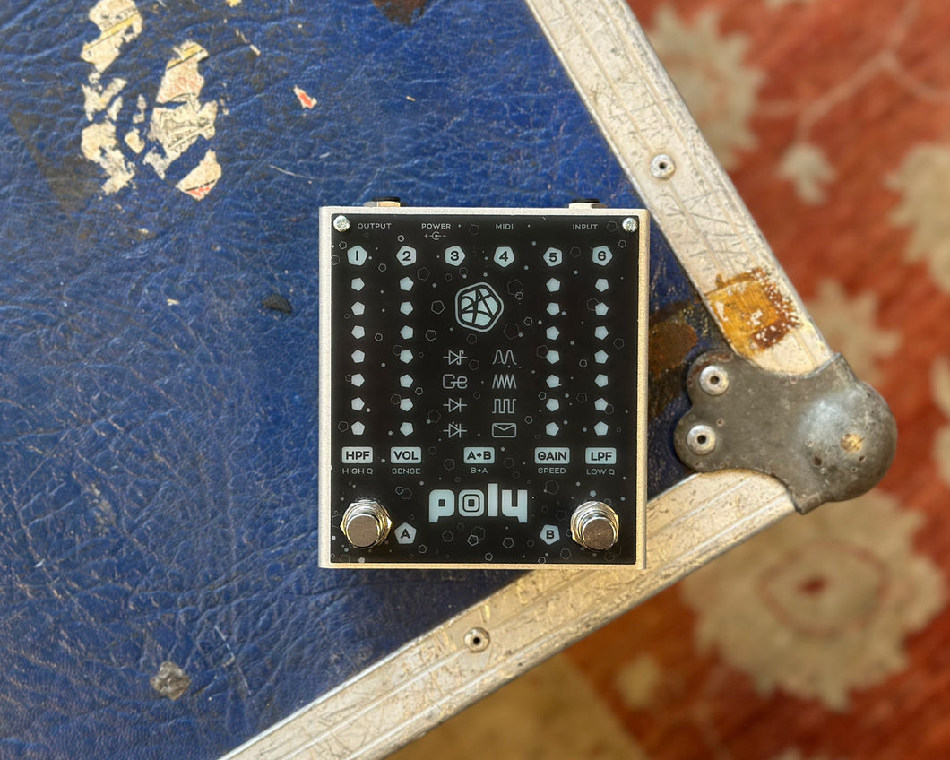 Poly Effects Josh Smith Flat V