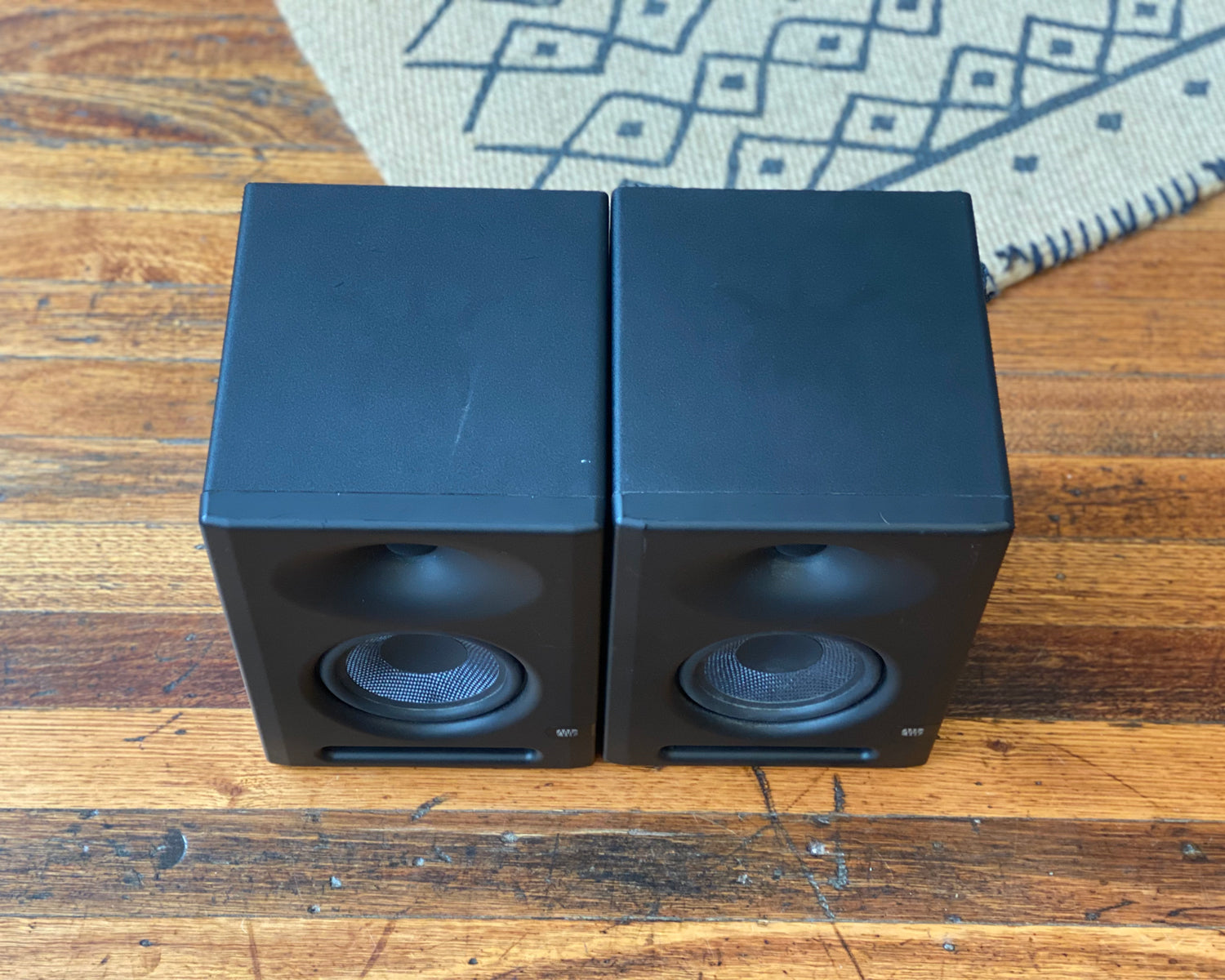 PreSonus Eris E5 XT – Found Sound