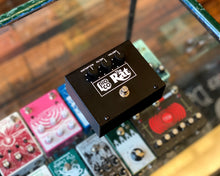 Load image into Gallery viewer, Pro Co The Rat Big Box Reissue
