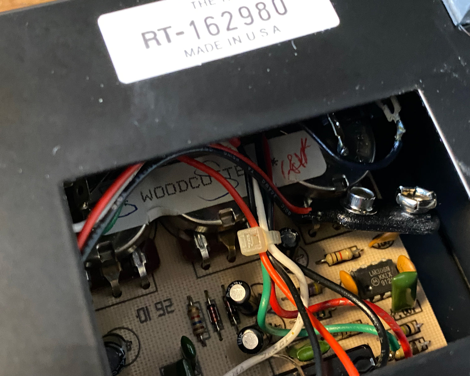 ProCo RAT 1992年製 Woodcutter LM308N After many many rats, I finally own one with a woodcutter