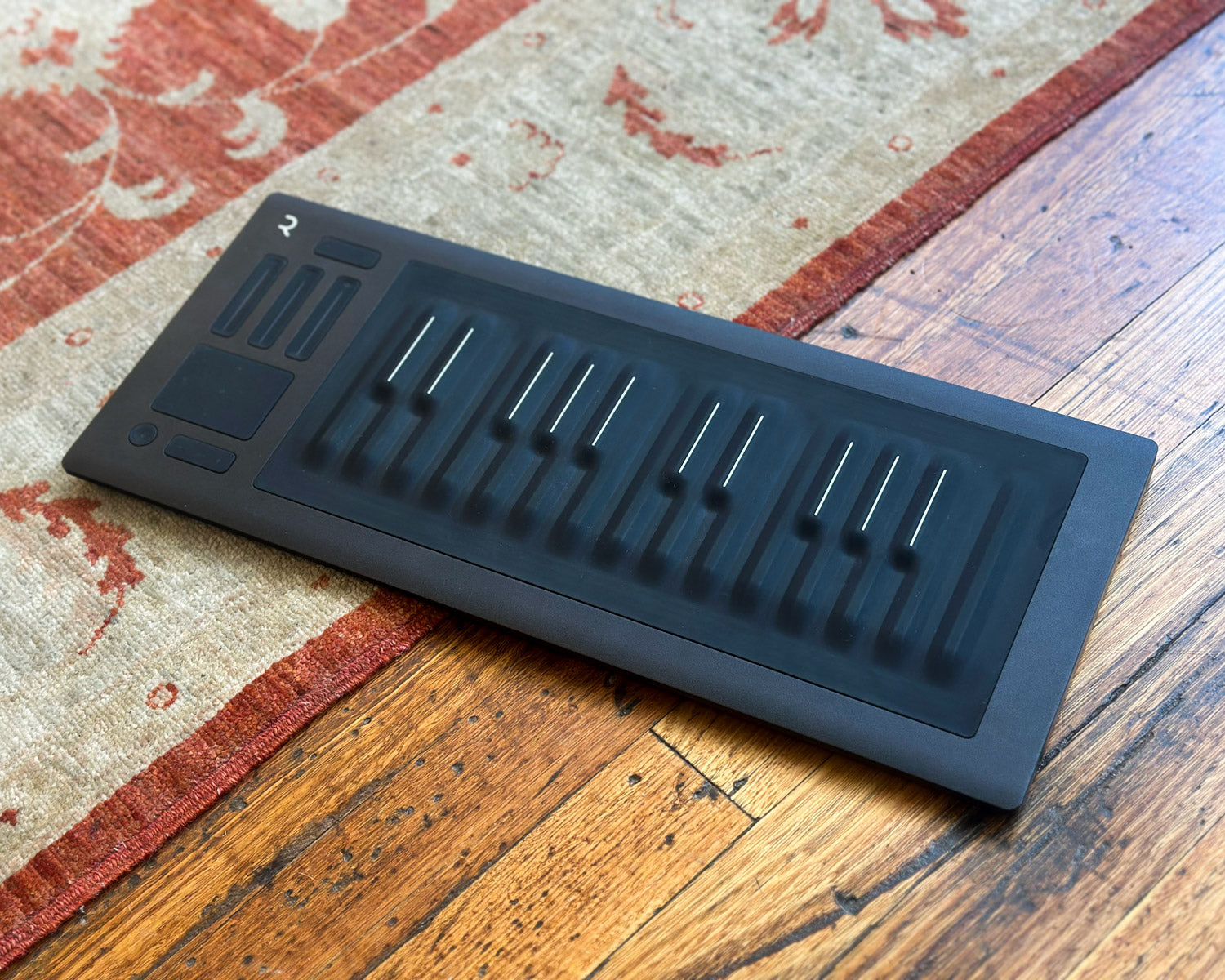 ROLI Seaboard RISE 25 Key USB MIDI Controller - Perfect Circuit