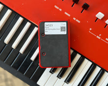 Load image into Gallery viewer, Radial JDX 48 Amplifier Direct Box
