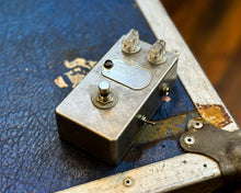 Load image into Gallery viewer, Recovery Effects Electric Transparent Overdrive
