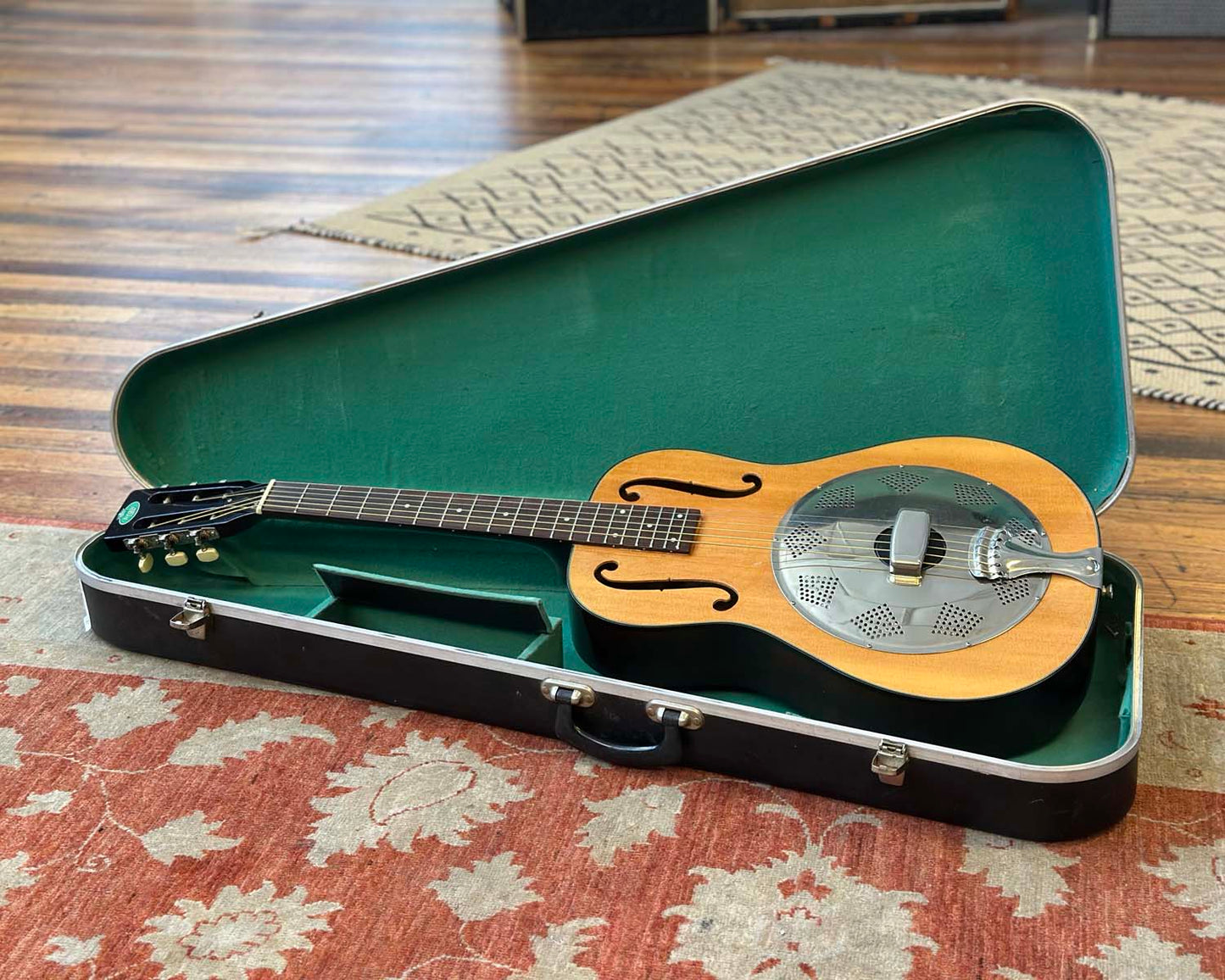 Regal Model 27 Resonator