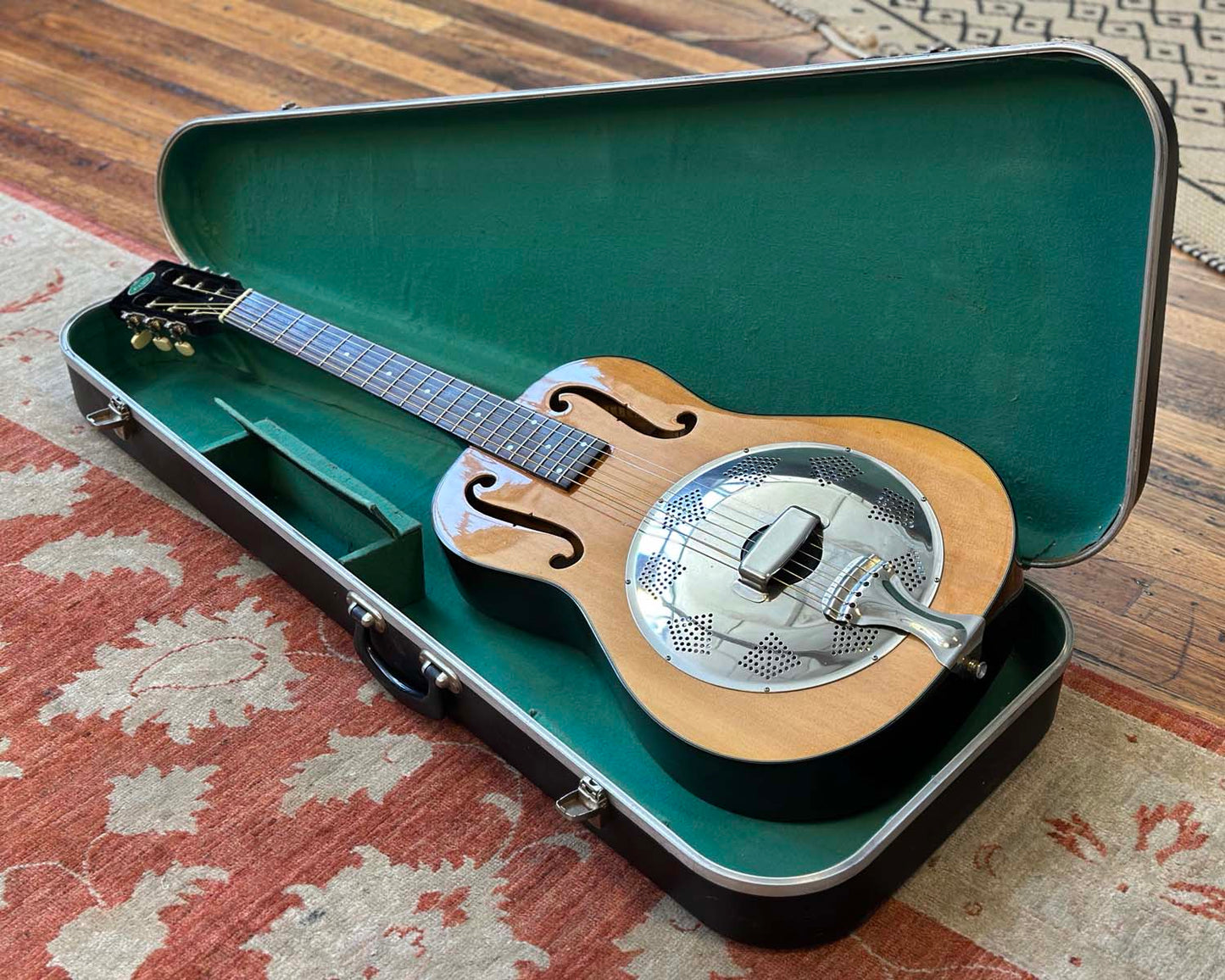 Regal Model 27 Resonator
