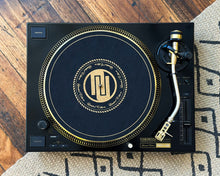 Load image into Gallery viewer, Reloop RP7000 MK2 - Gold Edition #1475 of 1500
