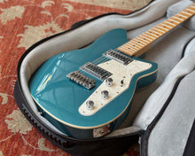 Load image into Gallery viewer, Reverend Jetstream RB - Deep Sea Blue
