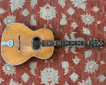 Load image into Gallery viewer, Rex 'Model 165' Jumbo Flat Top - Made in Italy
