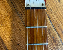 Load image into Gallery viewer, &#39;91 Rickenbacker 1997 Rose Morris w/ OHSC

