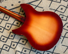 Load image into Gallery viewer, &#39;91 Rickenbacker 1997 Rose Morris w/ OHSC
