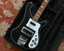 Load image into Gallery viewer, 1978 Rickenbacker 4001 - Jetglo w/ HSC (4.46kg / 9.83 lbs)
