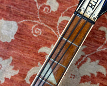 Load image into Gallery viewer, 1978 Rickenbacker 4001 - Jetglo w/ HSC (4.46kg / 9.83 lbs)
