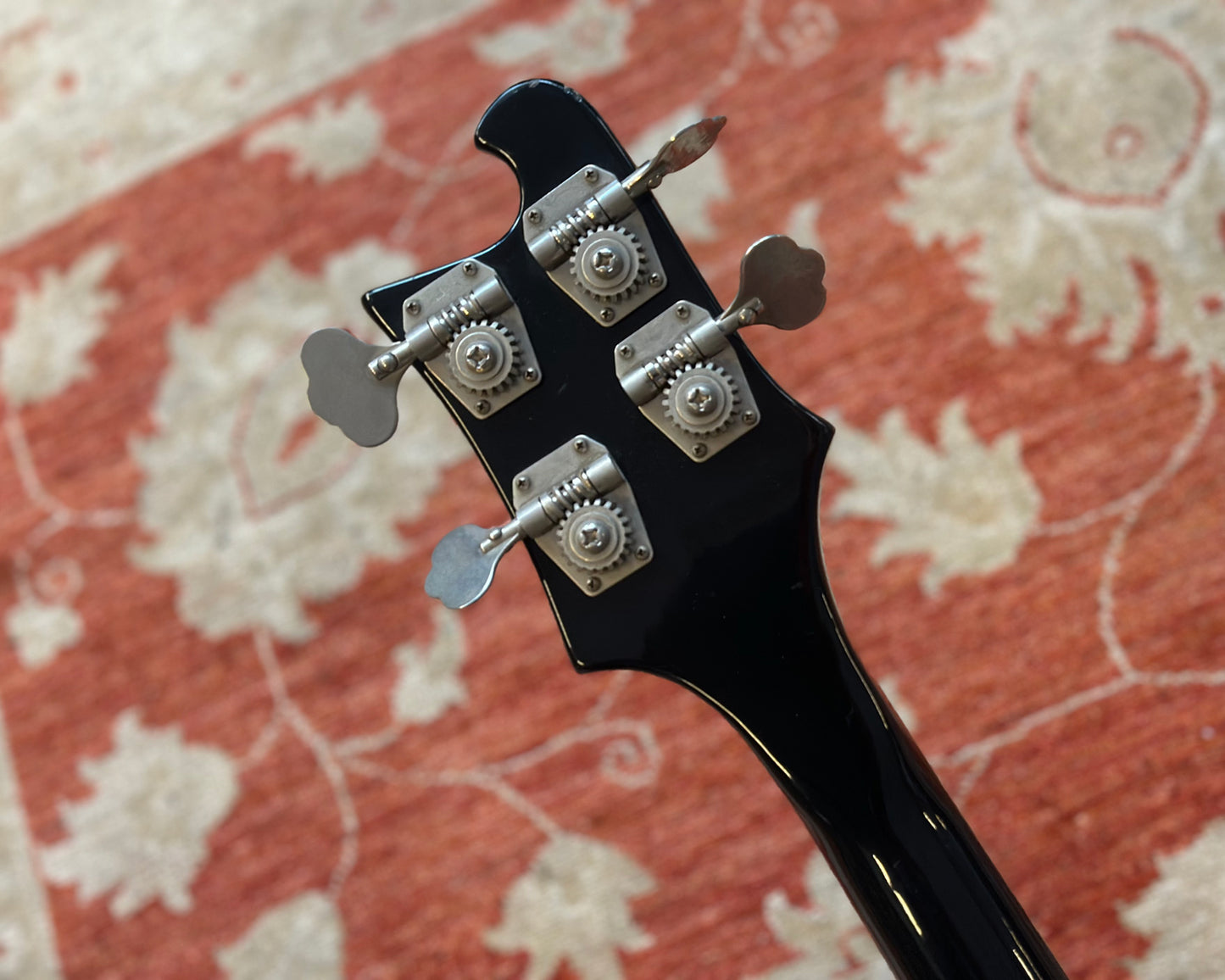 1978 Rickenbacker 4001 - Jetglo w/ HSC (4.46kg / 9.83 lbs)