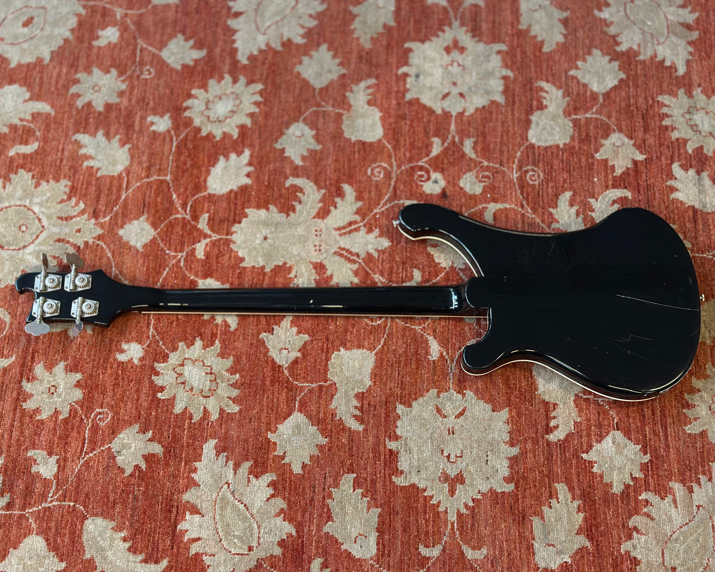 1978 Rickenbacker 4001 - Jetglo w/ HSC (4.46kg / 9.83 lbs)