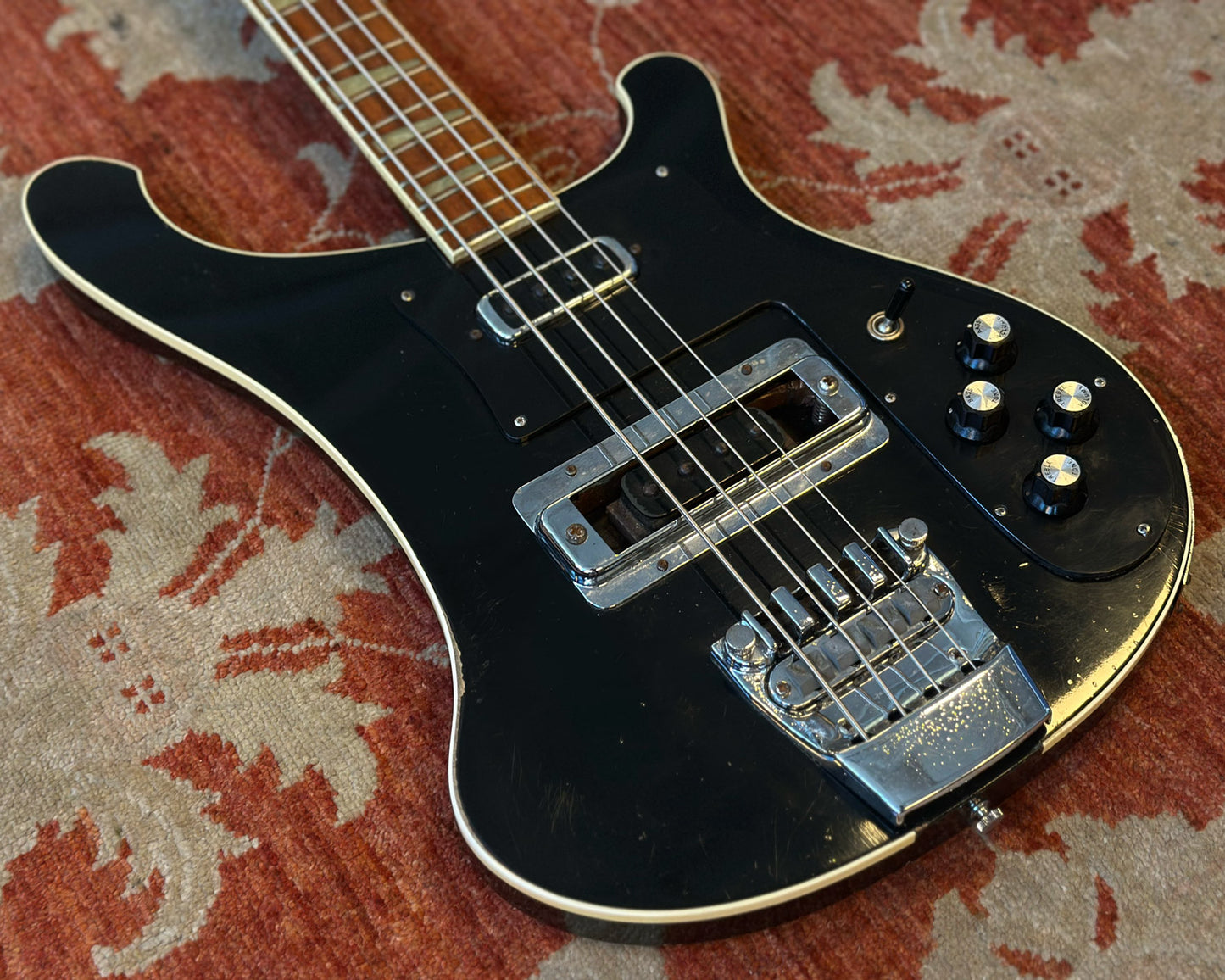 1975 Rickenbacker 4001 Bass "Jet-Glo" w/ HSC