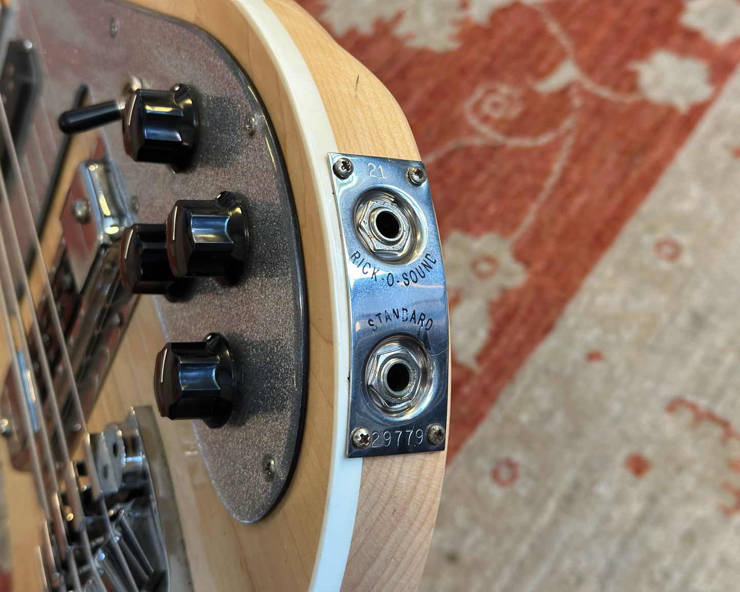 2021 Rickenbacker 4003 Bass - Maple Glo (Unfinished Fingerboard Model)