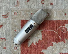 Load image into Gallery viewer, Rode NT2-A Multi-pattern Large-diaphragm Condenser Microphone
