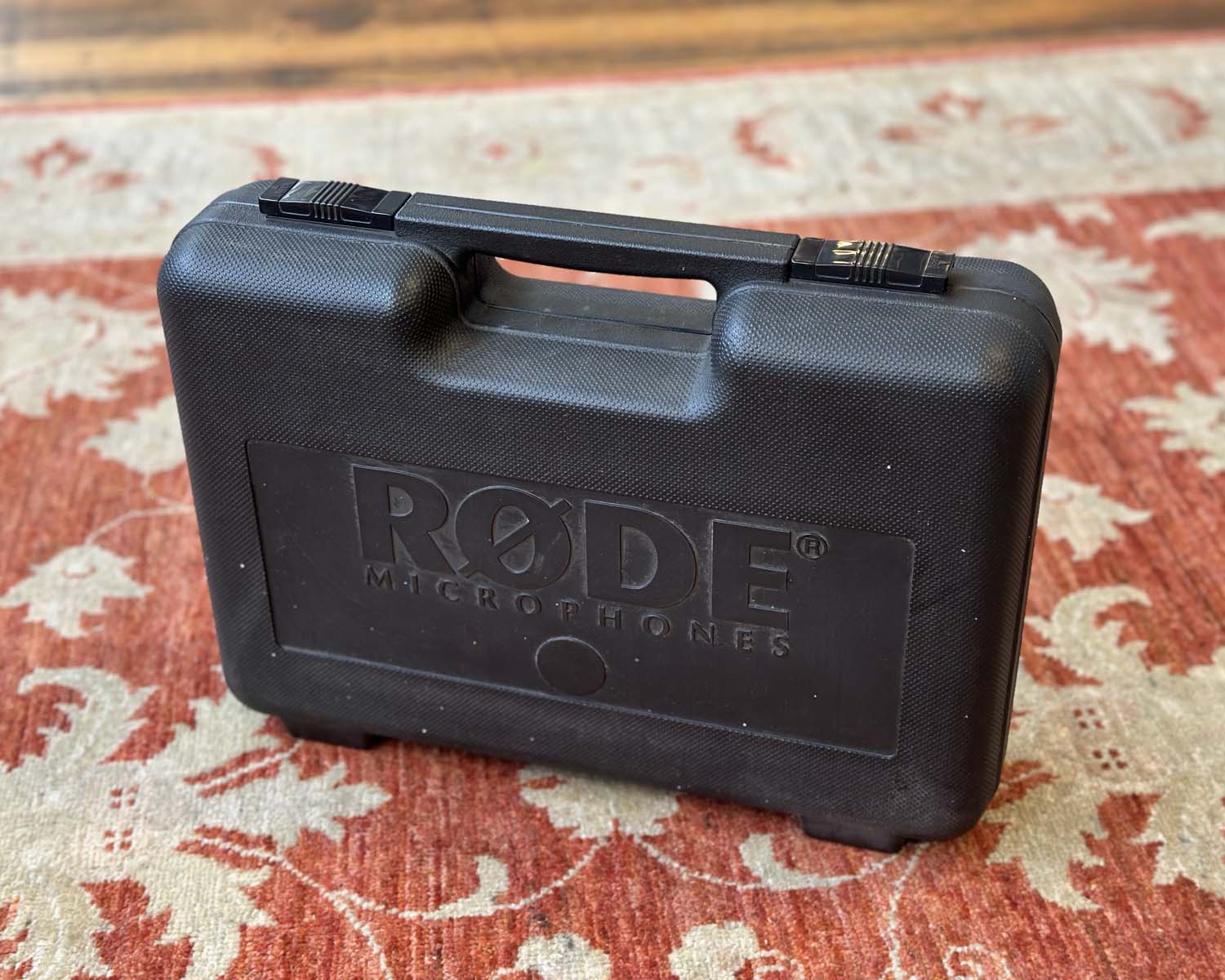 Rode NT4 – Found Sound