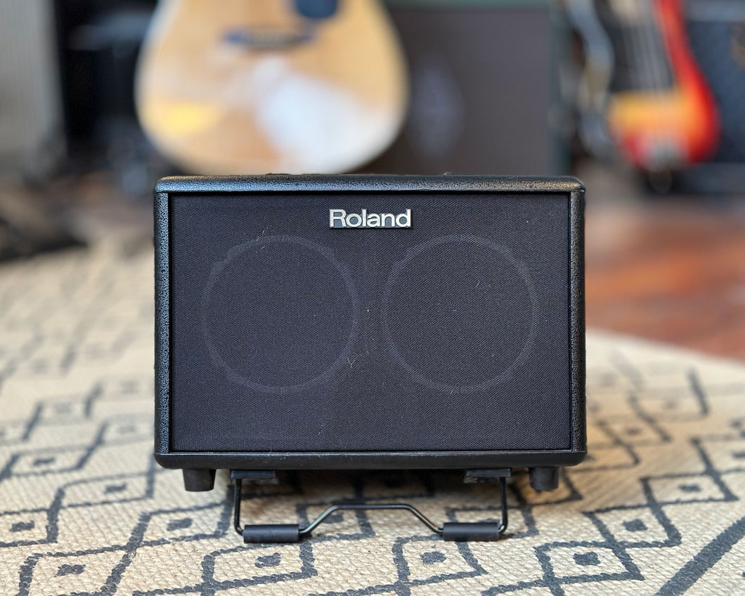 Roland AC-33 Acoustic Chorus Combo + Battery Pack