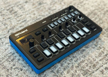 Load image into Gallery viewer, Roland J-6 AIRA Chord Synthesizer
