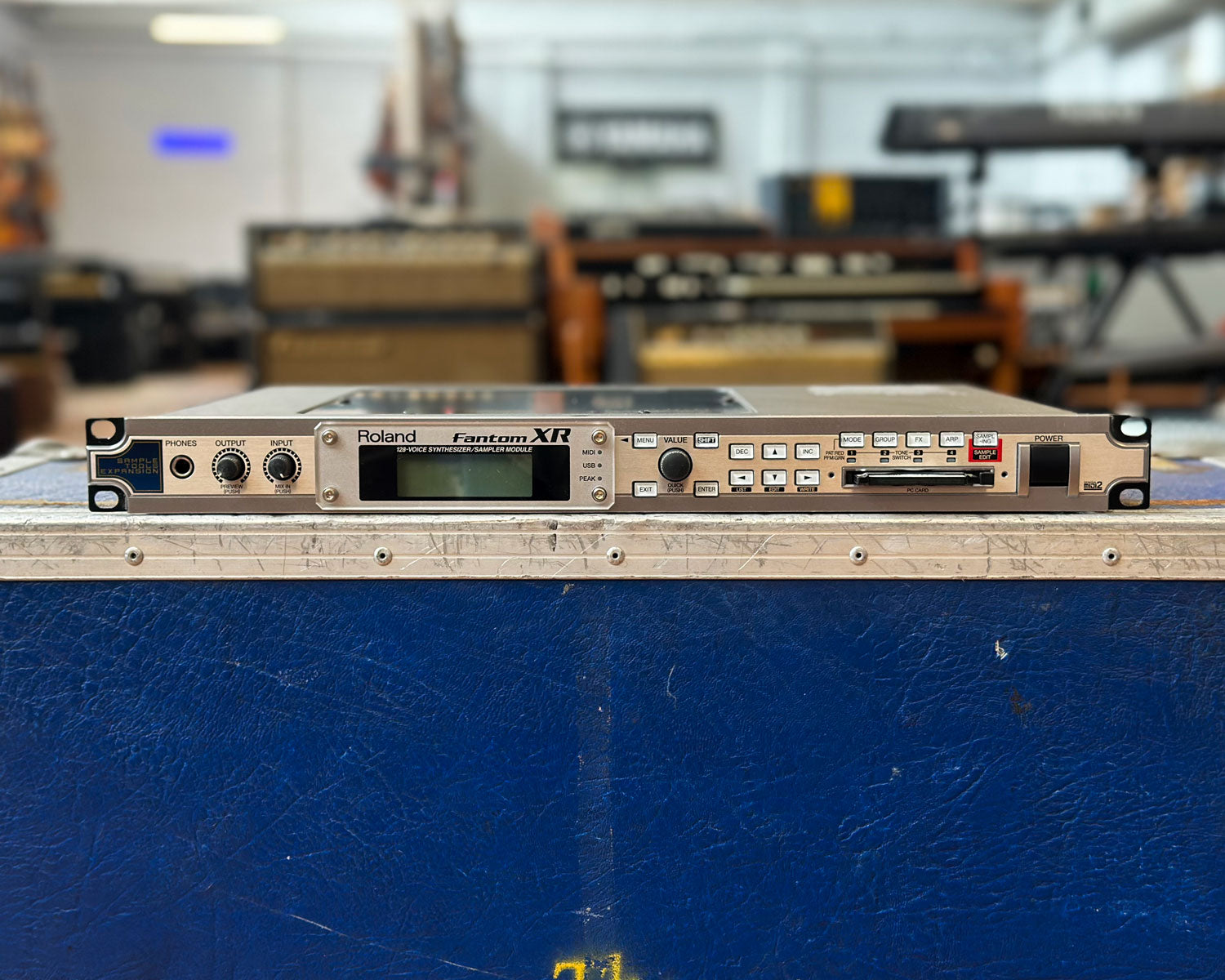Roland Fantom XR Synthesizer / Sampler – Found Sound