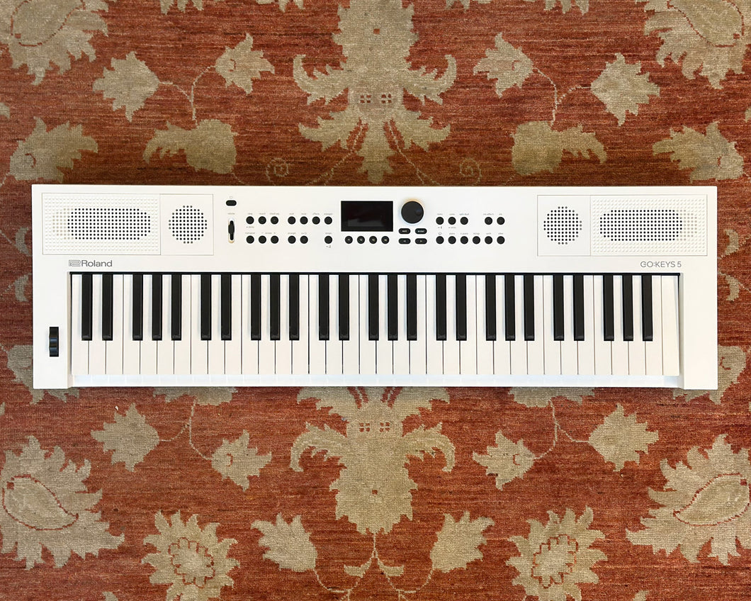 Roland GO:KEYS 5 ホワイト Roland GO:KEYS 5 Keyboard - White | Sweetwater