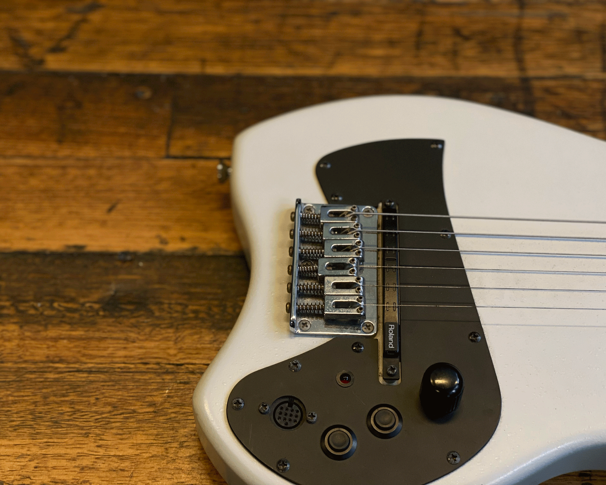 Roland Roland GTM GC-10 Guitar-to-MIDI Roland Roland GTM GC-10 Guitar-to-MIDI