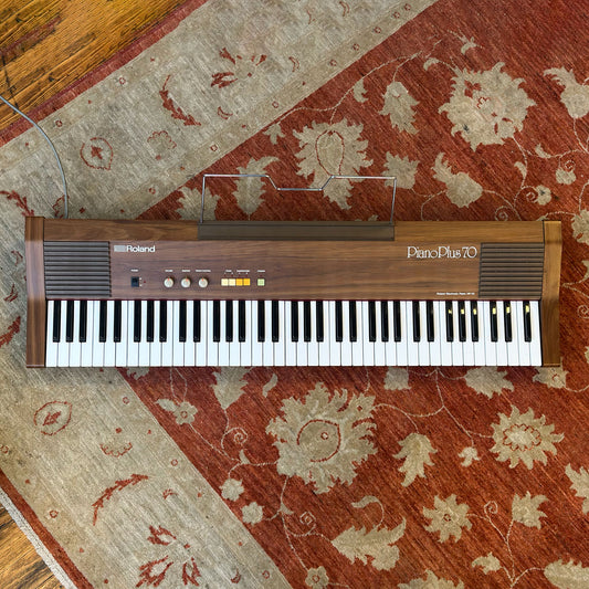 Roland HP-70 Piano Plus
