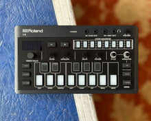 Load image into Gallery viewer, Roland J-6 AIRA Chord Synthesizer
