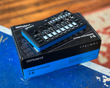 Load image into Gallery viewer, Roland J-6 AIRA Chord Synthesizer
