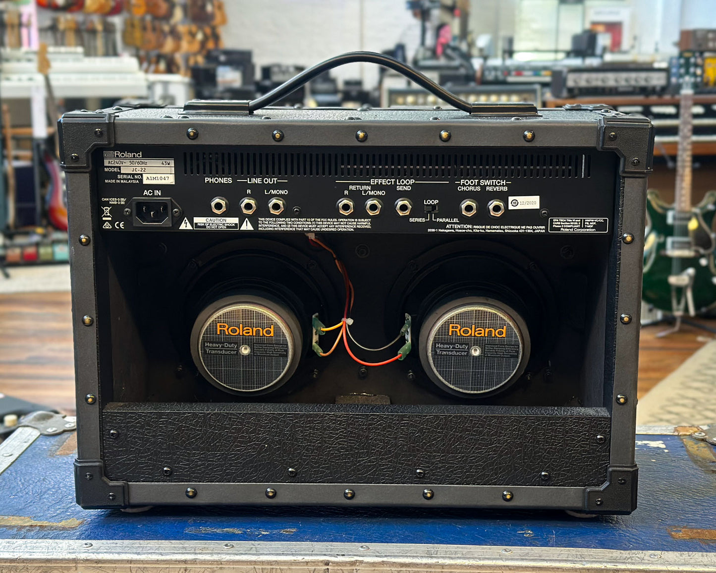 Roland JC-22 Jazz Chorus 30 Watt Twin Speaker Guitar Amplifier