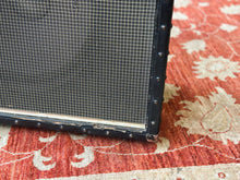 Load image into Gallery viewer, Roland JC-80 Jazz Chorus 60 Watt 1x15" Solid State Guitar Amplifier
