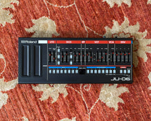 Load image into Gallery viewer, Roland JU-06

