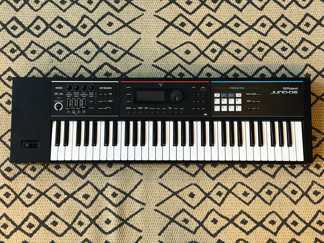 Roland JUNO-DS61 61-Note Keyboard