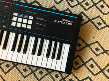 Load image into Gallery viewer, Roland JUNO-DS61 61-Note Keyboard
