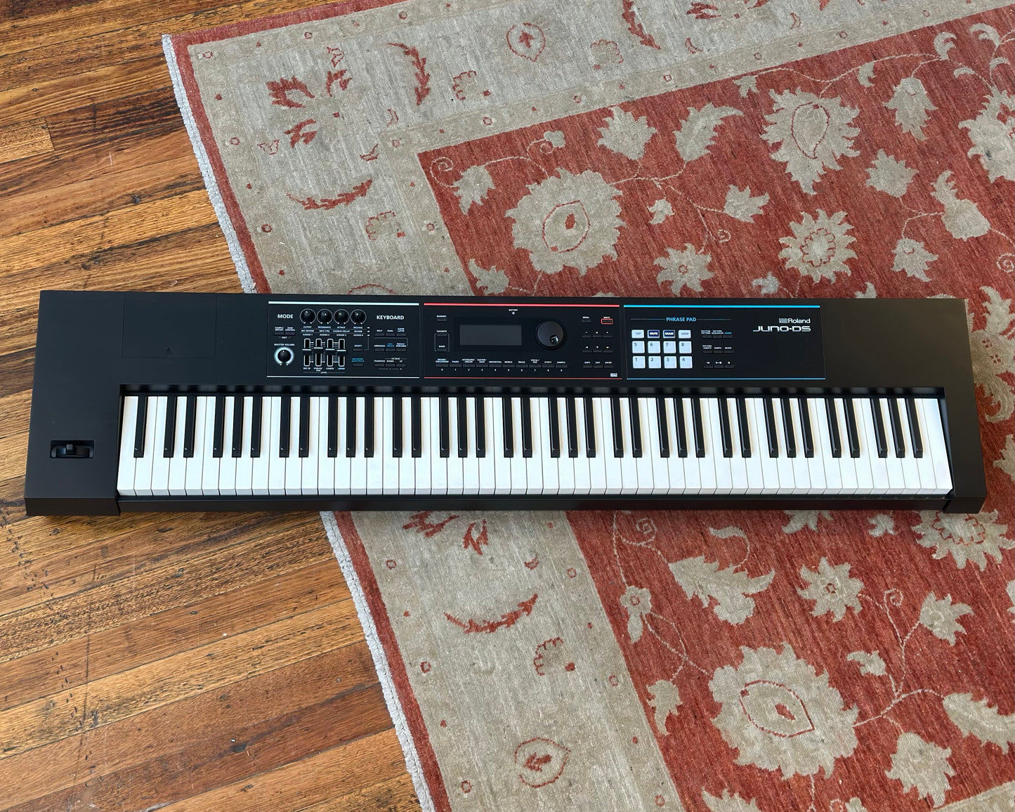Roland JUNO-DS Synthesizer 88 Note Weighted Keyboard