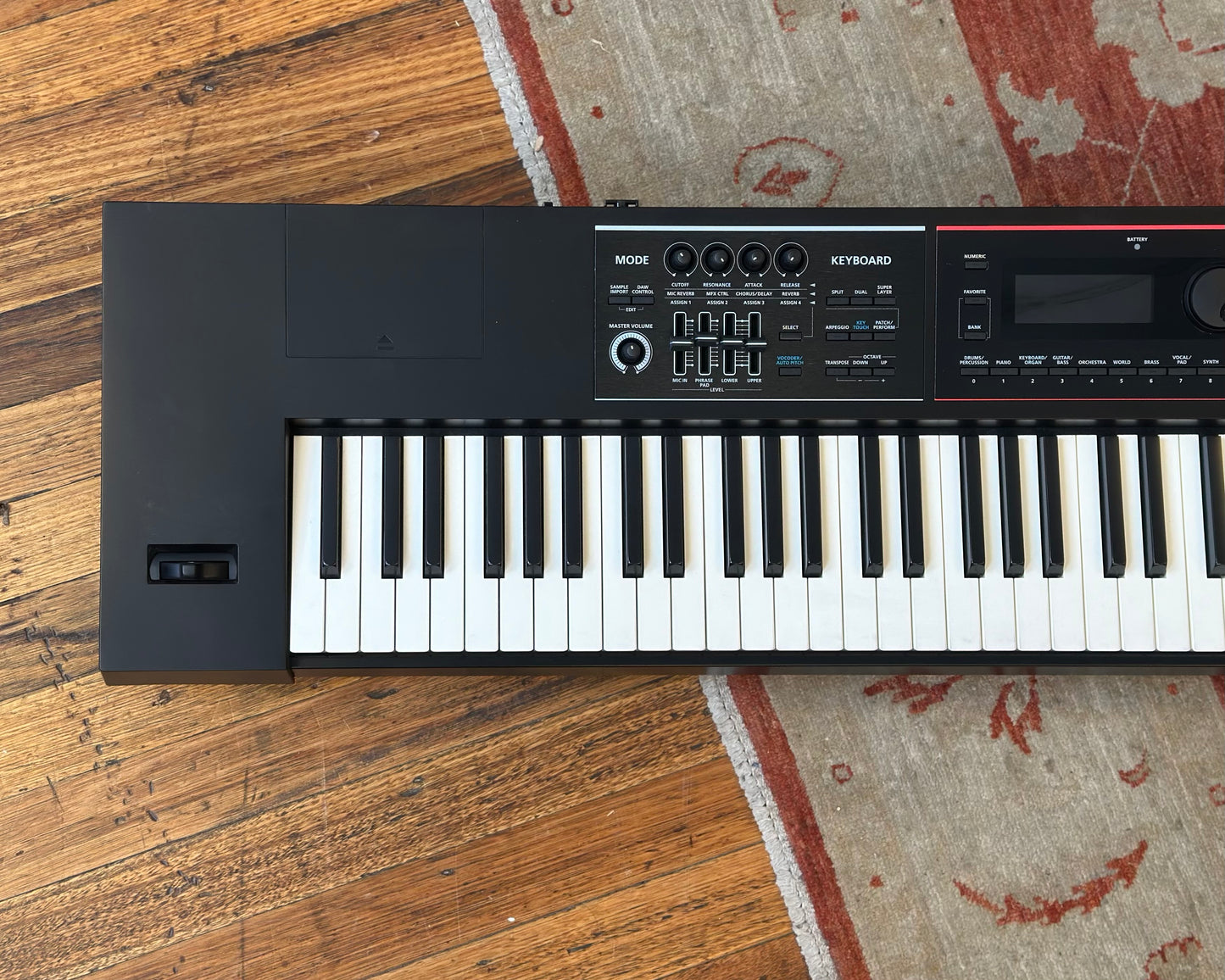 Roland JUNO-DS Synthesizer 88 Note Weighted Keyboard