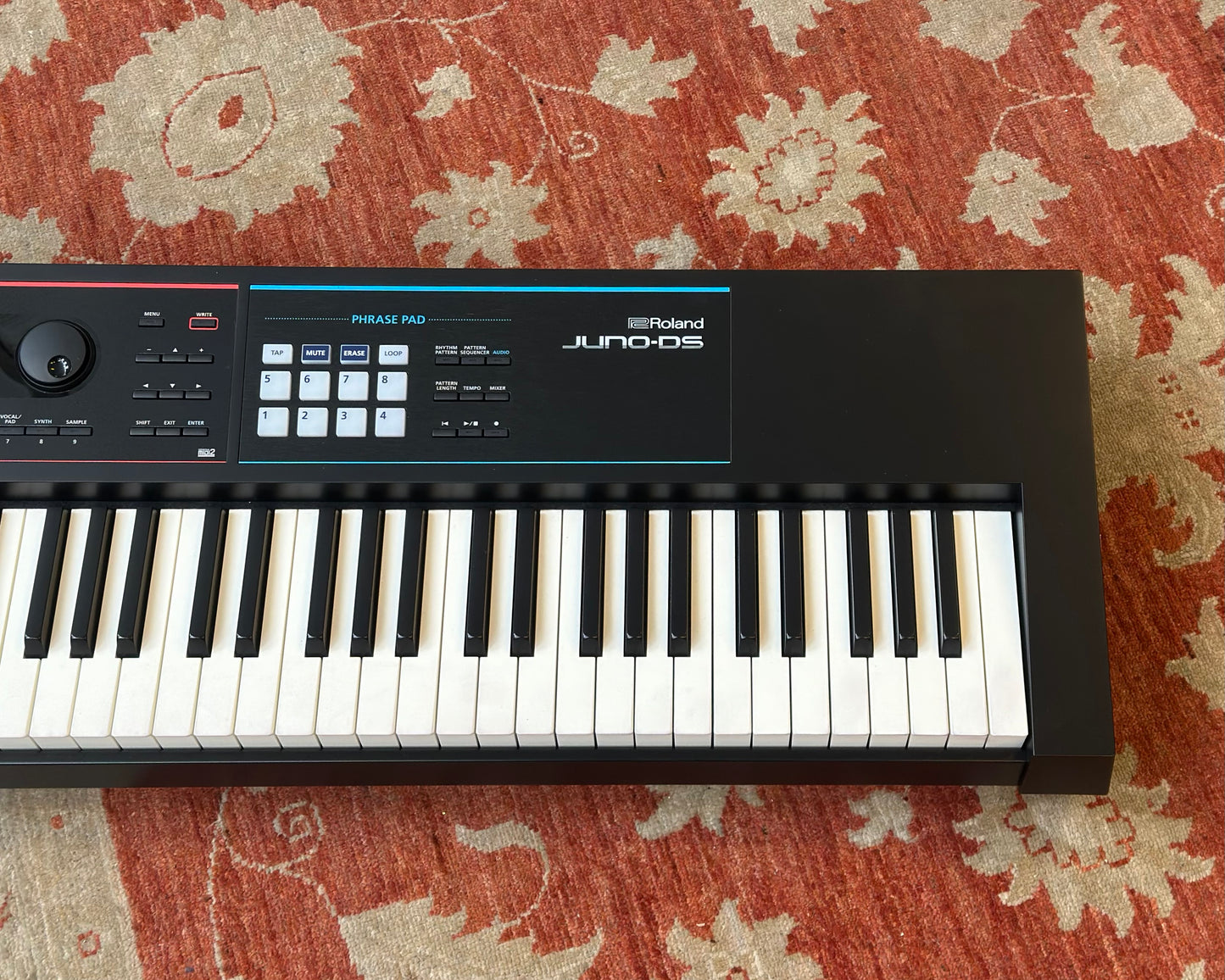 Roland JUNO-DS Synthesizer 88 Note Weighted Keyboard